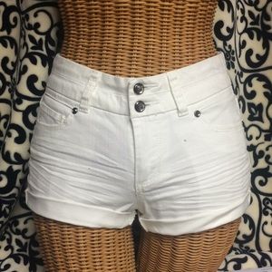 Candies White Shorts NWT sz 3
